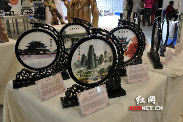 民間瑰寶閃耀星城，第五屆湖南省工藝美術(shù)品博覽會收藏?zé)岢庇縿? />
</a>
<span><a href=